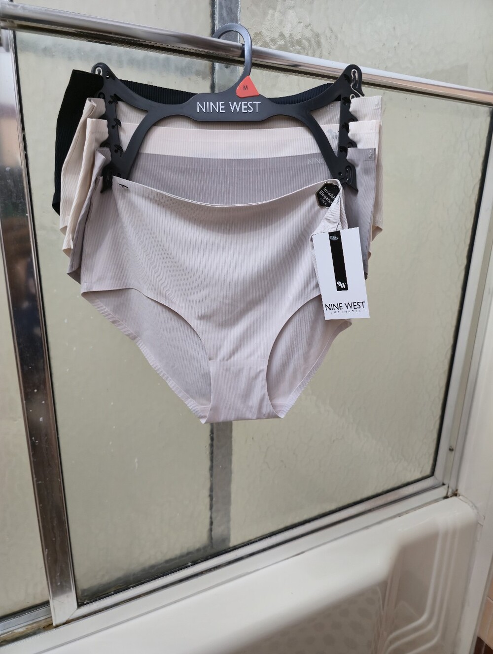 NWT Beautiful Nine West 5Pk Seamless High-Waist Briefs. Multicolored. M Size.$45